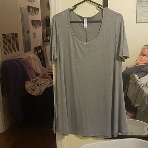 Gray perfect tee
